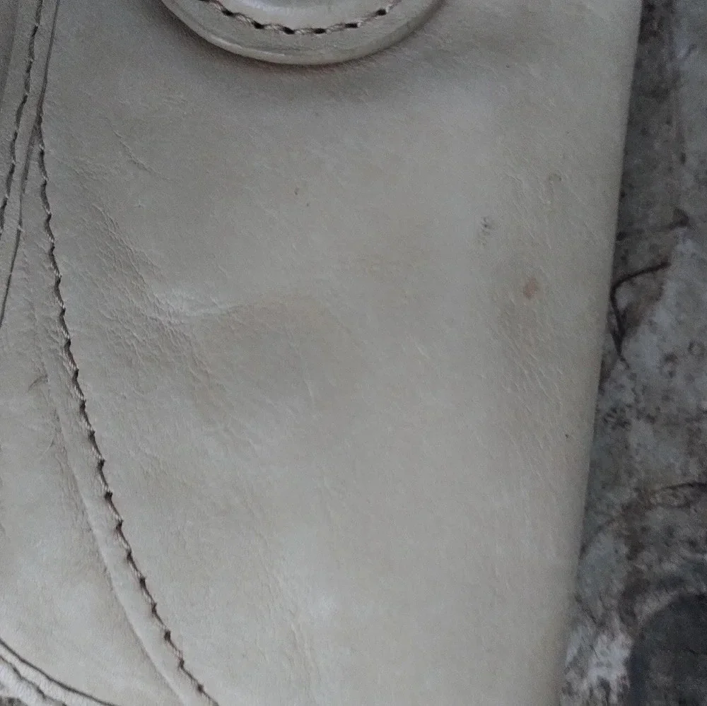 Fossil cream colored